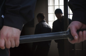 Что меняет почти принятый закон о пытках? 